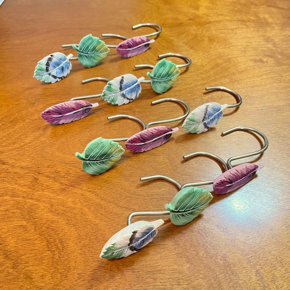 🏆Curtain hangers 🏆BOGO shower 12 pc set leaves mauve green blue white black